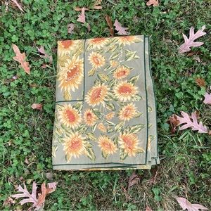 April Cornell Sunflower Tablecloth